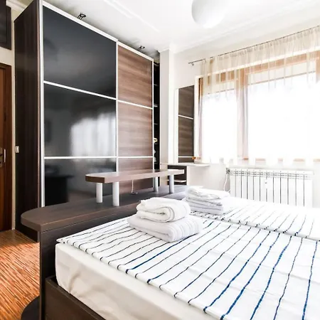 Apartament 2bdr Location Acs Separate Kitchen