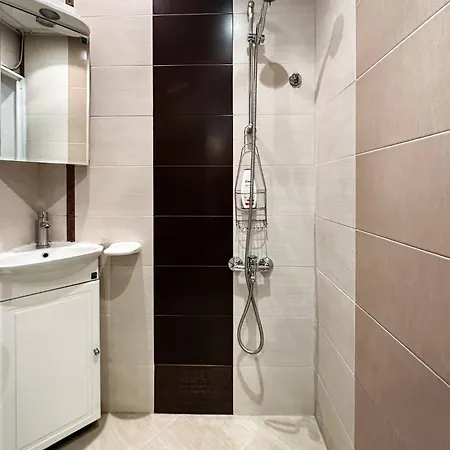 Apartament 2bdr Location Acs Separate Kitchen